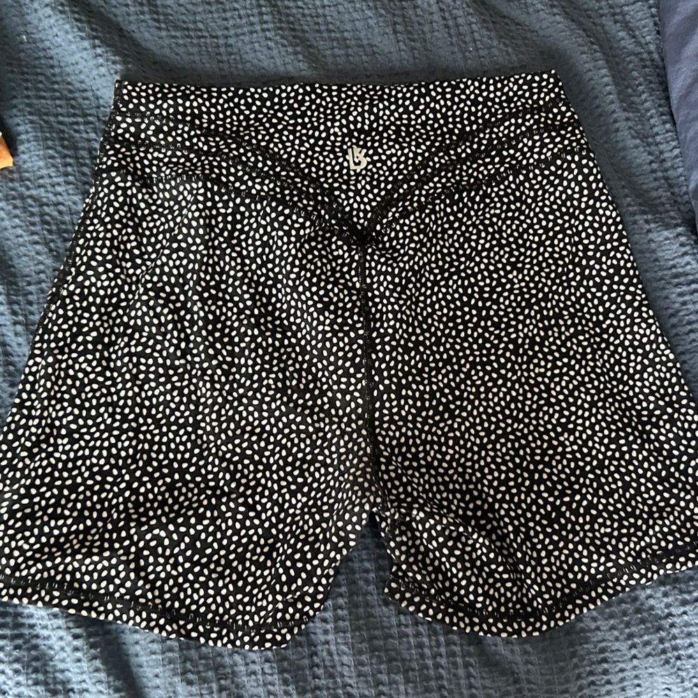 Buff bunny Polka dot shorts size XL